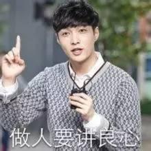 采访吃瓜嗑瓜子,揭秘吃瓜群众嗑瓜子的趣味时光