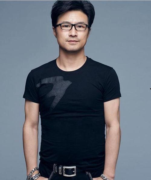 吃瓜先知汪峰,揭秘娱乐圈背后的那些事儿