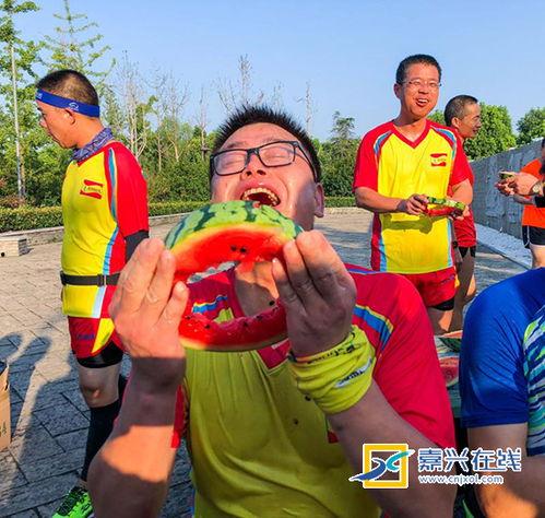 吃瓜俱乐部头像,揭秘吃瓜俱乐部神秘头像背后的故事  第2张